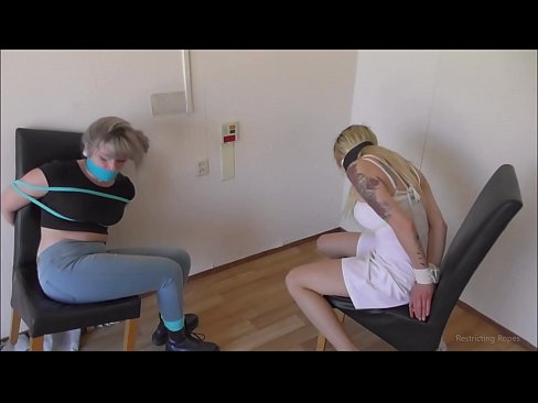 ❤️ нашъаманд / баста ва gagged / духтарак дар изтироб Секс дар мо ❌❤
